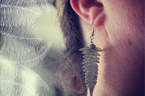 boucles d'oreilles fougère portées