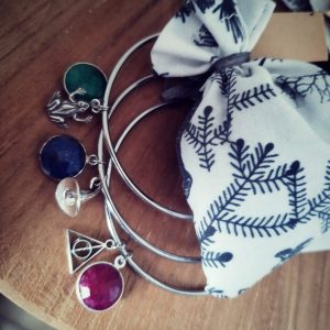 bracelet charmes magiques