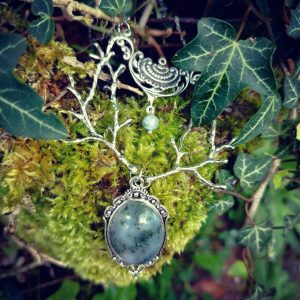 collier forêt énigmatique grand