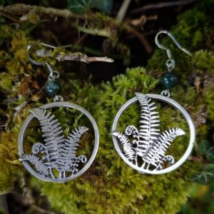 boucles d'oreilles grandes fougères