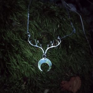 collier nuit du cerf