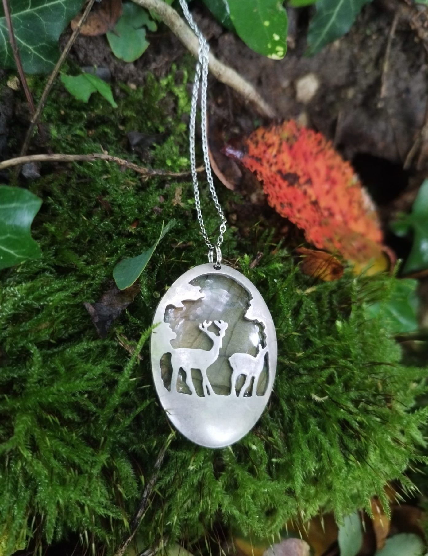 collier cerf dernier